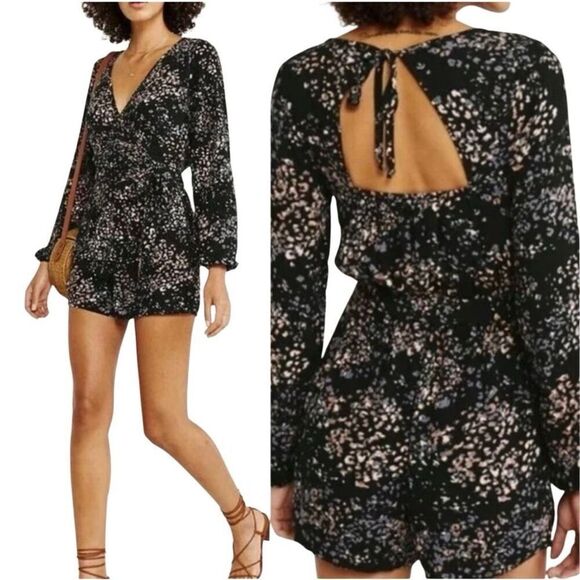 NEW Abercrombie & Fitch Floral Romper Long Sleeve V Neck Jumpsuit Women’s Large - Picture 1 of 12